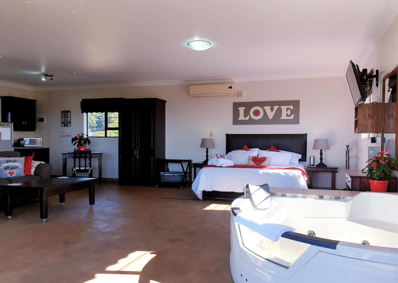 Harmony Haven Couples Retreat Apartment Amanzimtoti Ngoại thất bức ảnh