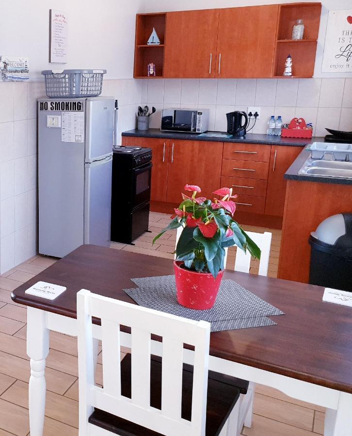 Harmony Haven Couples Retreat Apartment Amanzimtoti Ngoại thất bức ảnh